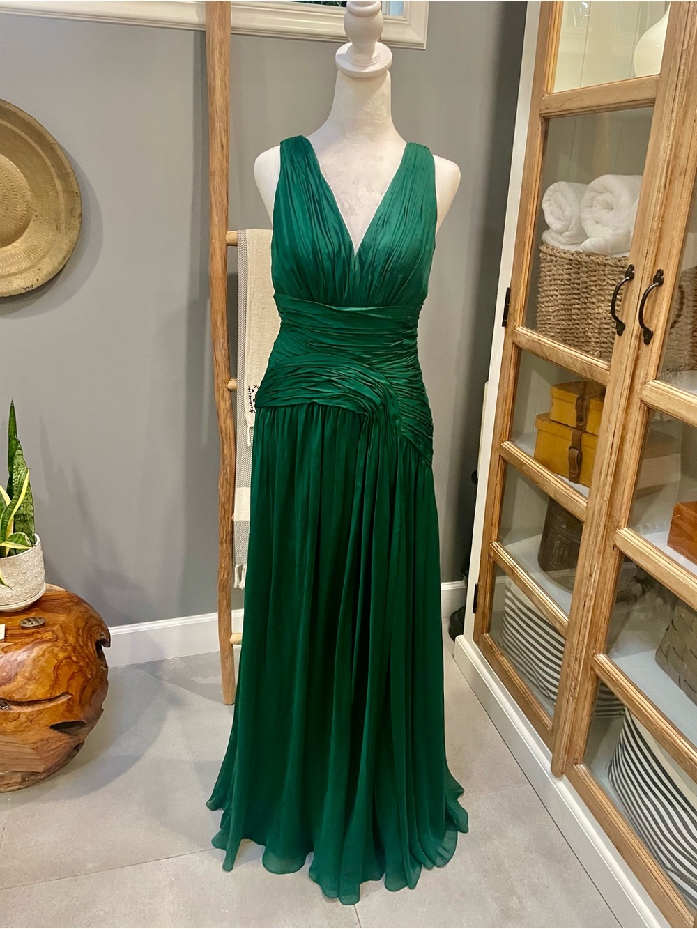Silk Carmen Marc Valvo Emerald Green V-Neck Maxi Gown